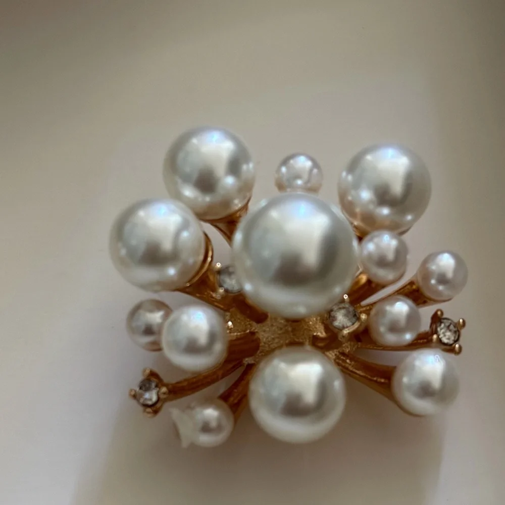 Kate Spade x Target Cluster Earrings - Picture 4 of 4